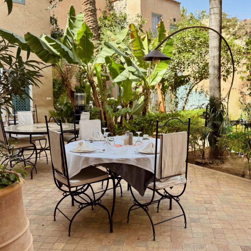 table restaurant
