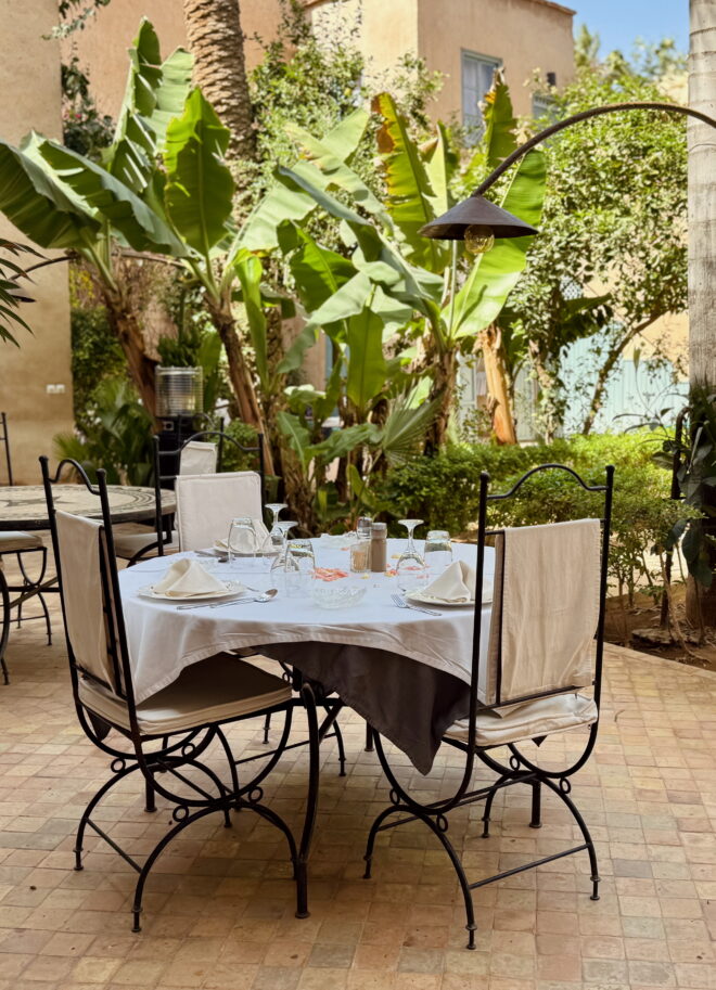 table restaurant